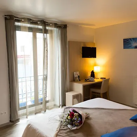 De La Gare Hotel