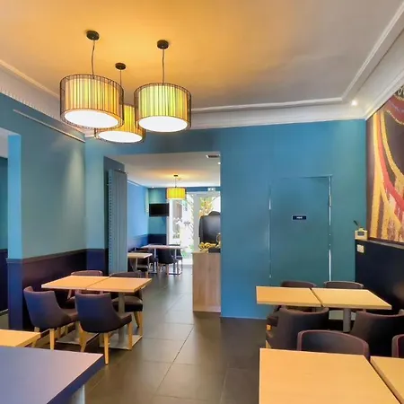 De La Gare Hotel Quimper